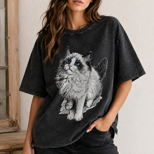 Blue-Eyed Cat Vintage Graphic Tee